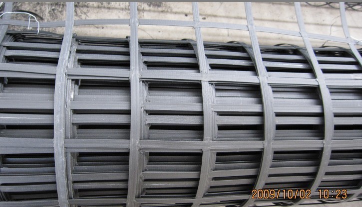 鋼塑復(fù)合土工格柵